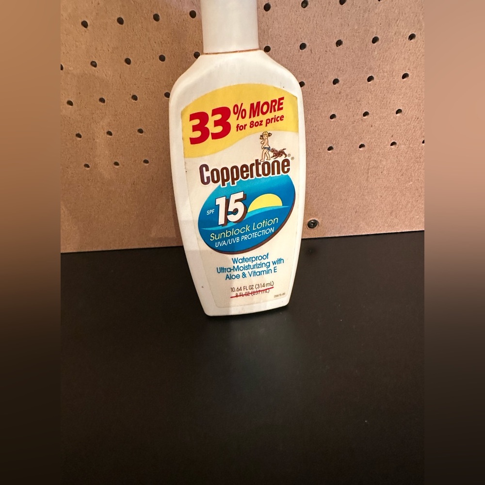 VTG 1999 Coppertone Sunblock Lotion SPF 15 - 10.64oz GREAT MOVIE PROP